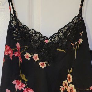 Black Lace Oscar de la Renta Pajama Set